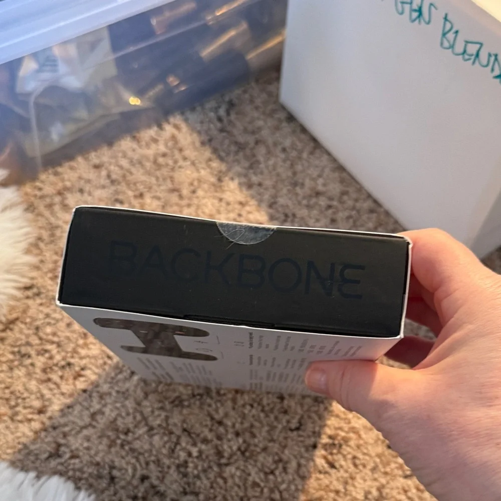 Backbone Gaming Controller for iPhone-lightening cable connection-NEW IN BOX